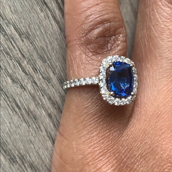 Sapphire and Diamond engagement ring size 4 - Picture 11 of 12